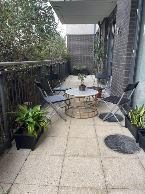3-bed 2-bath Designer Apt In Canada Water Apartamento